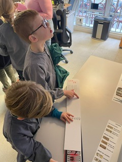 Sortie des CE2 à l’imprimerie Louis Braille